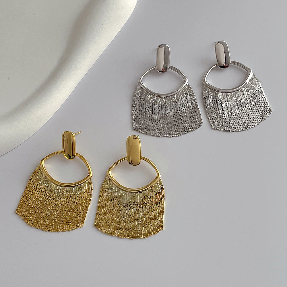 Fashion 18K Gold Jewelry Line Tassel Metal Earrings