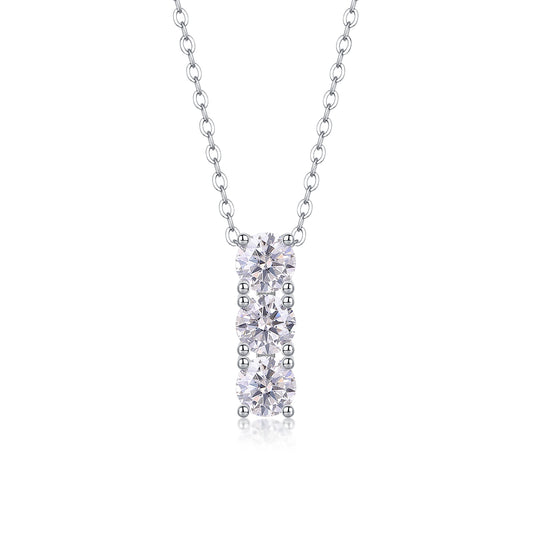 One-character Circle - A Fashionable And Light Luxury Jewelry Pendant Necklace Set With Top-quality Moissanite, S925 Silver Plated Platinum